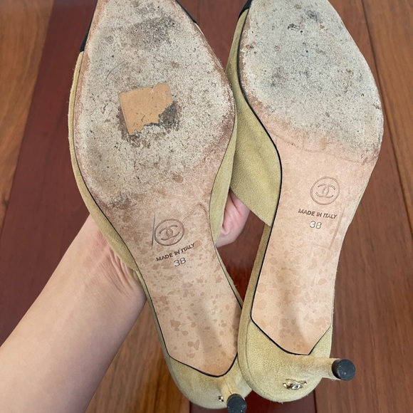 AUTHENTIC Chanel Suede Pointed Toe Kitten Heels 38 - Picture 8 of 13